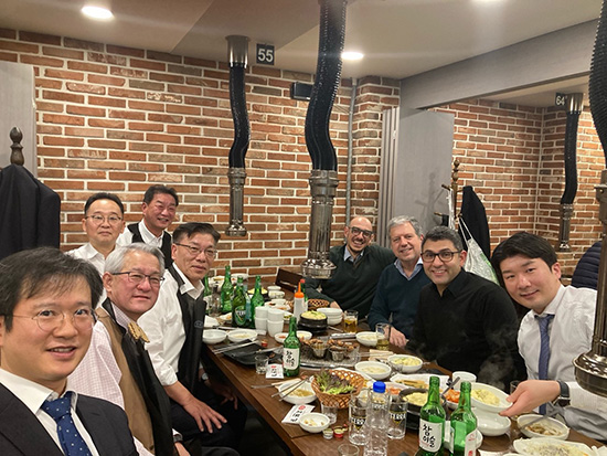 IADDMソウル大会後のHan会長と役員